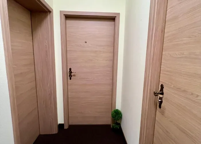 Hotel Residenz Stockstadt 3*
